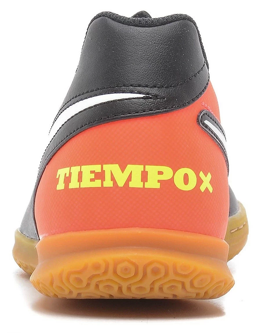 Реальное фото Бутсы Nike Tiempo Rio III IC 819234-018 от магазина СпортСЕ