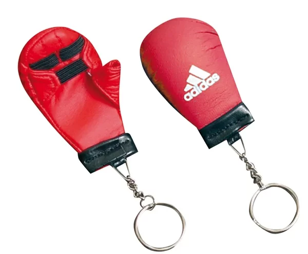 Реальное фото Брелок Adidas Key Chain Mini Karate Glove красный adiACC010 от магазина СпортСЕ