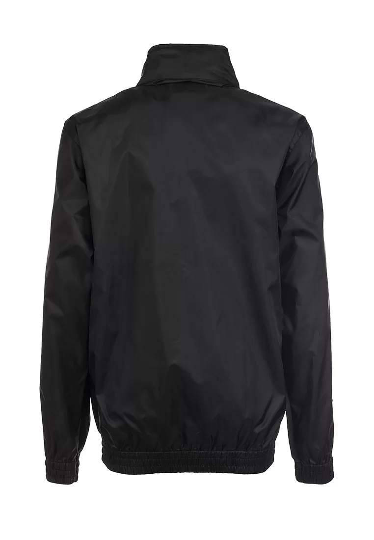 Реальное фото Куртка ветрозащитная Umbro Uniform Training Shower Jacket чер/бел/бел 413013/611 от магазина СпортСЕ