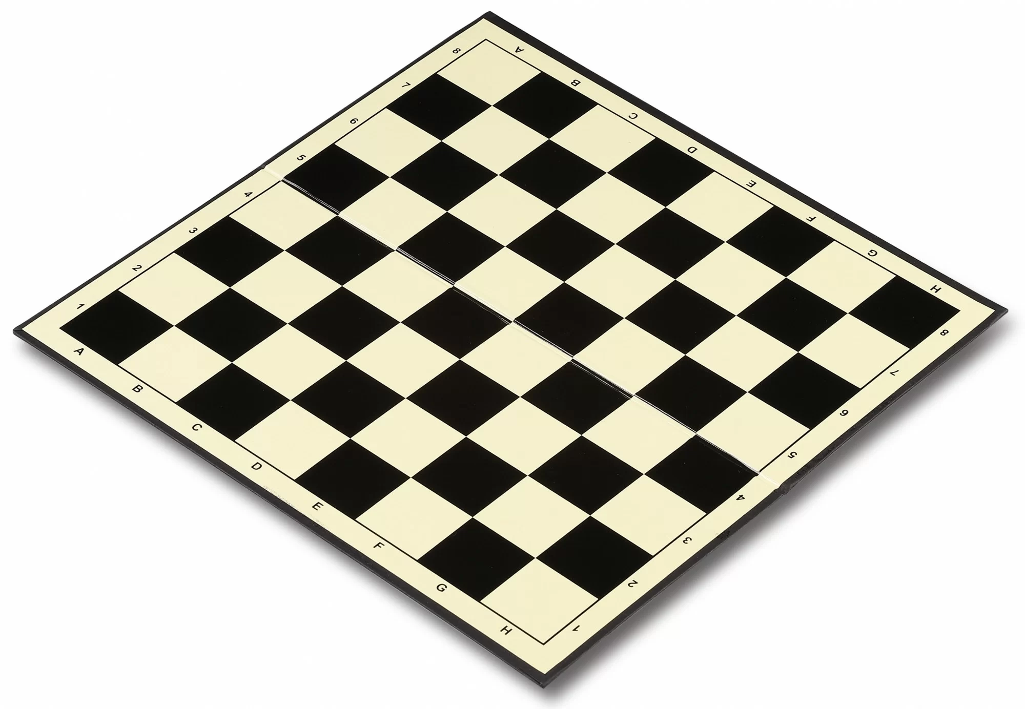 Реальное фото Шахматная доска 33см*33см картон переплётный 220 Q от магазина СпортСЕ