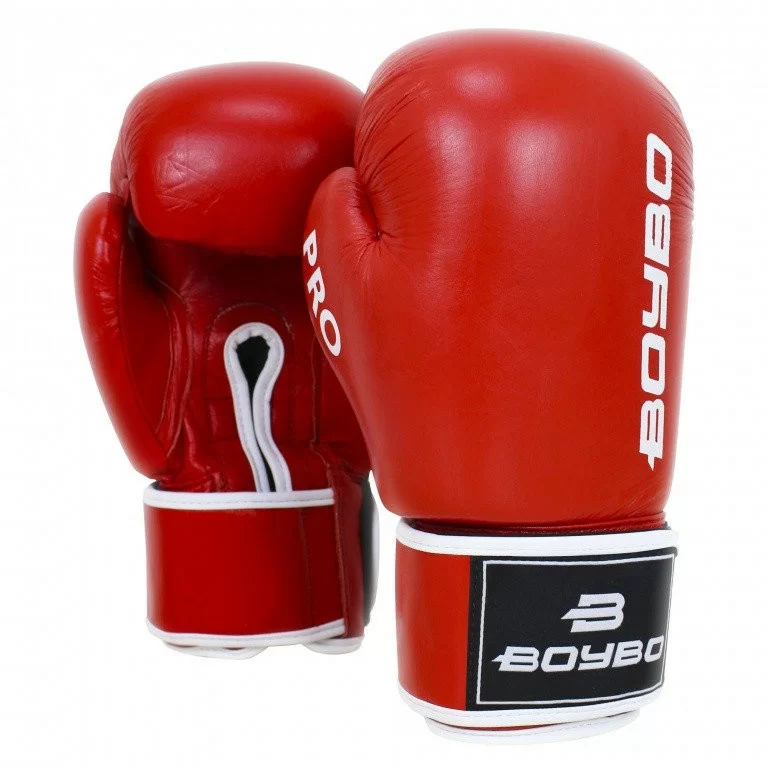 Реальное фото Перчатки боксерские BoyBo Pro красные от магазина СпортСЕ