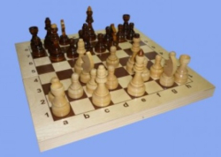 Шахматы гроссмейстерские в деревянной (d38) в доске (430*1215*55) Ш-3